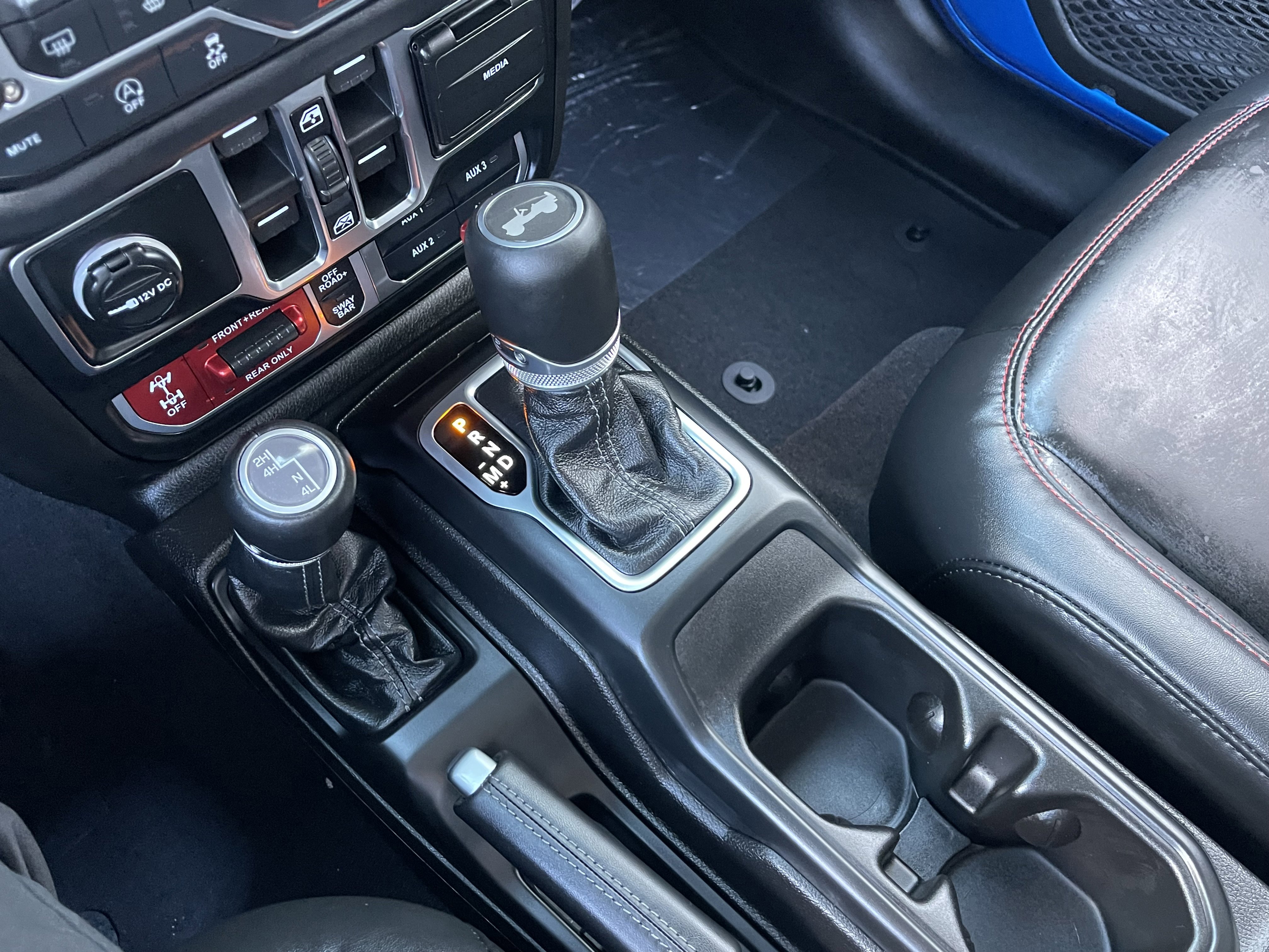 New 2026 Jeep Wrangler Unlimited Rubicon w/ Technology Group image 34