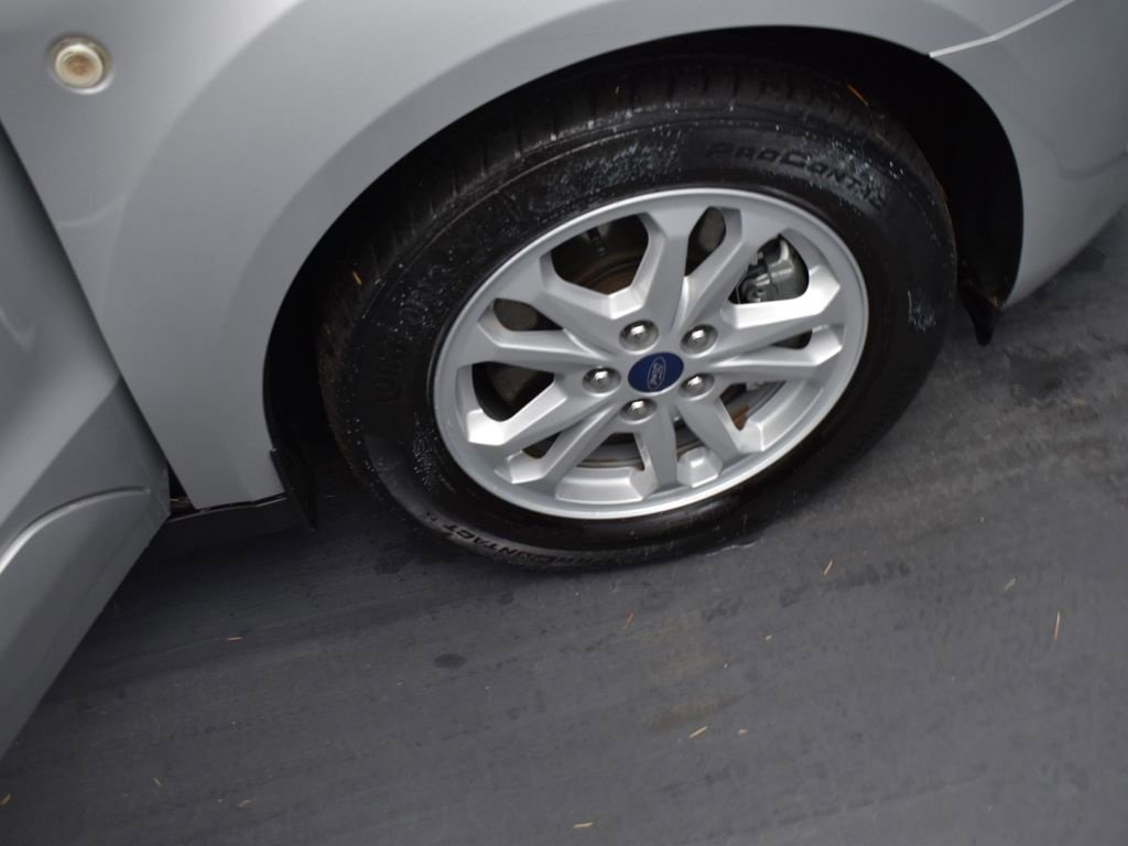 Certified 2021 Ford Transit Connect XLT image 16