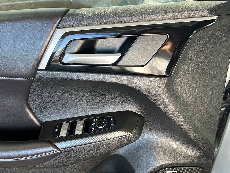 Used 2025 Mitsubishi Outlander SE FWD image 29