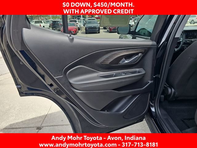 Used 2024 GMC Terrain SLE image 26