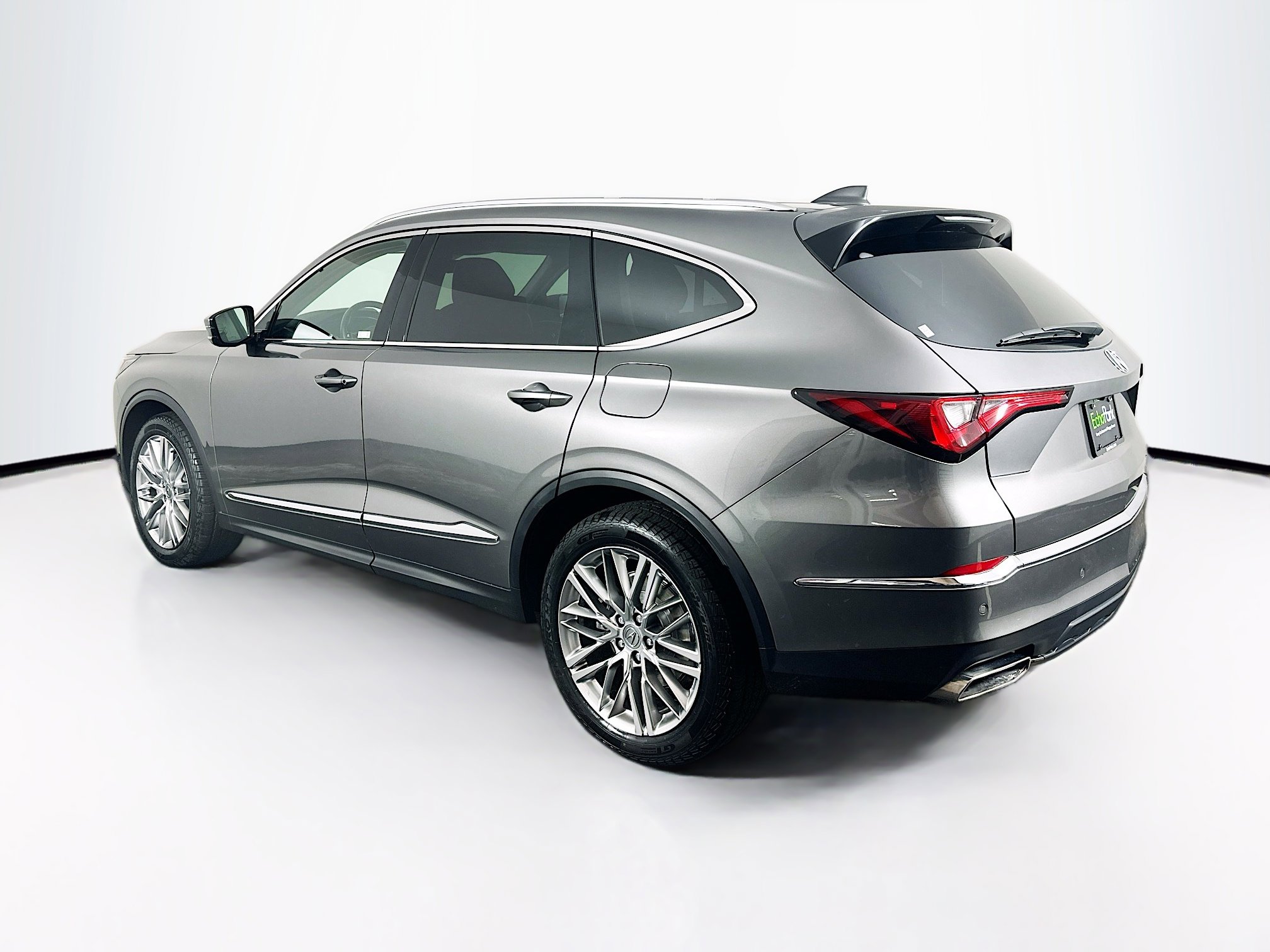 Used 2023 Acura MDX SH-AWD w/ Advance Package image 5