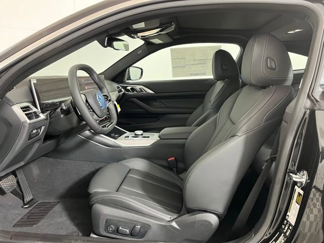Used 2025 BMW 430i xDrive Coupe w/ Convenience Package image 11