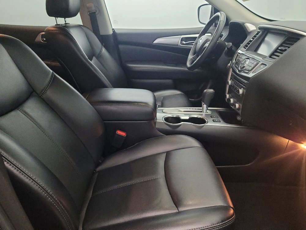 Used 2019 Nissan Pathfinder SL image 21