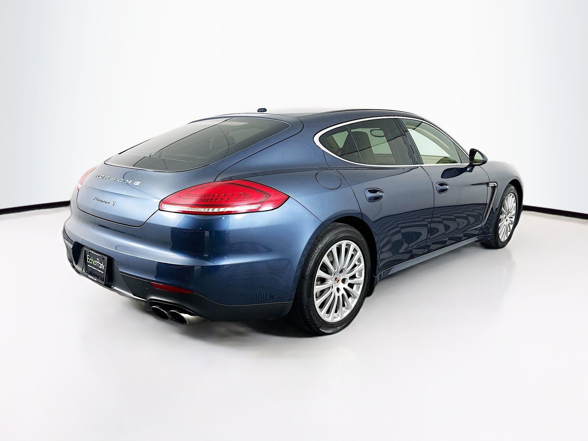 Used 2014 Porsche Panamera S RWD image 9