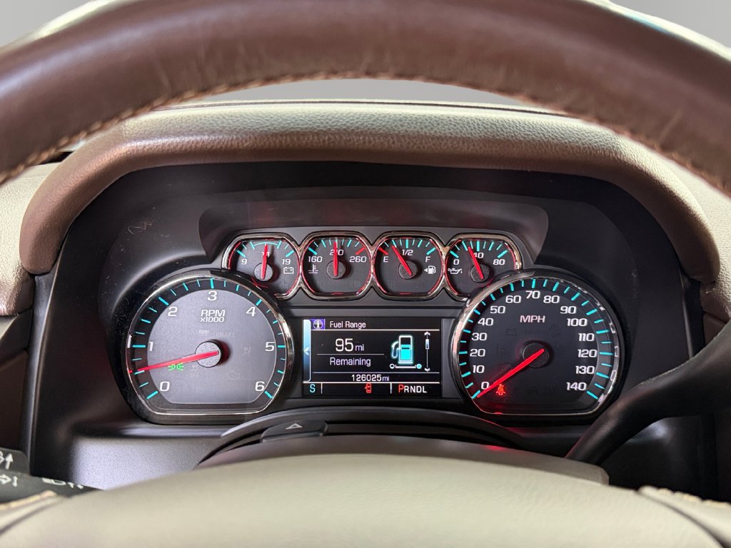 Used 2018 Chevrolet Suburban LT AWD/4WD image 23