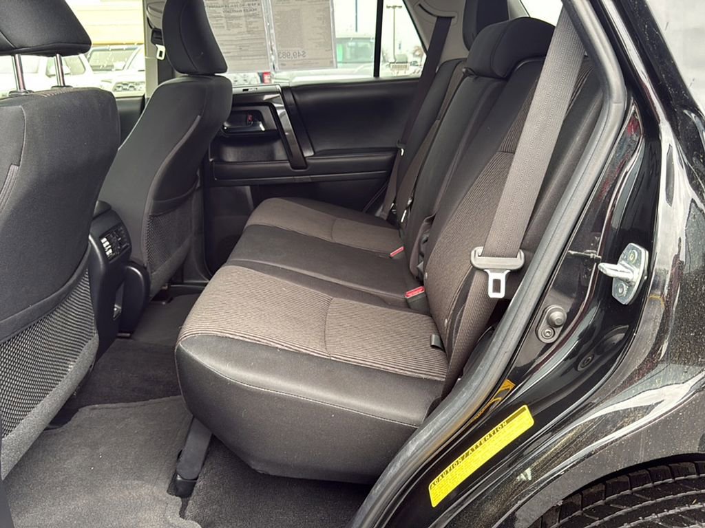 Used 2024 Toyota 4Runner TRD Off-Road AWD/4WD image 24