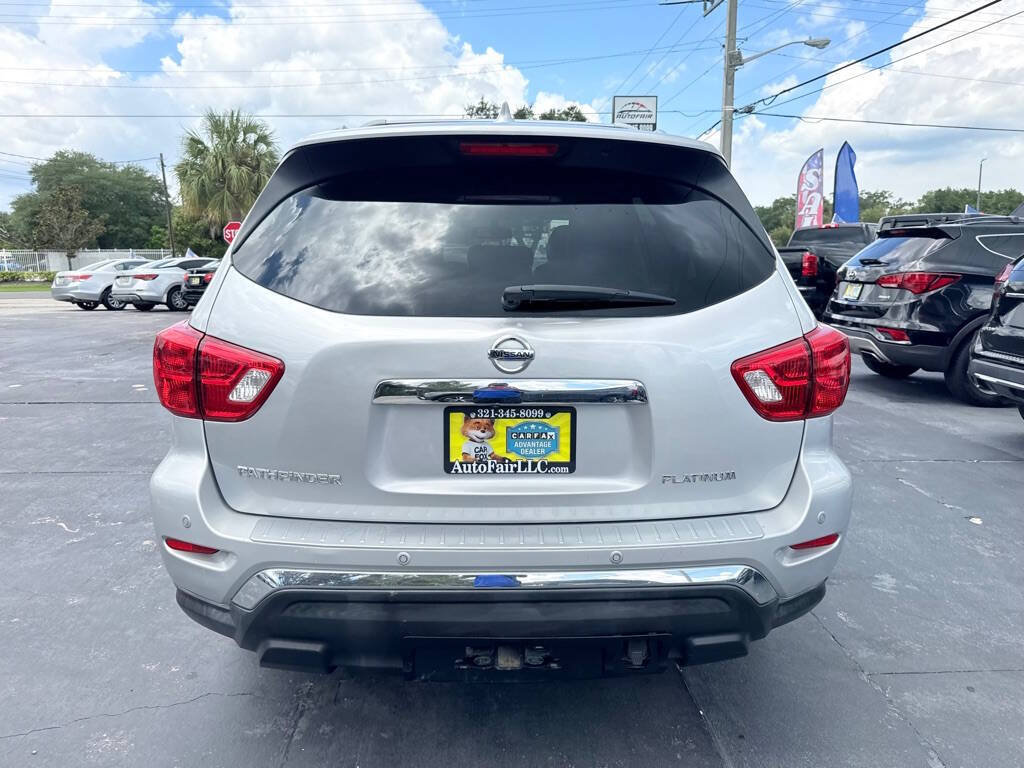 Used 2019 Nissan Pathfinder Platinum FWD image 5