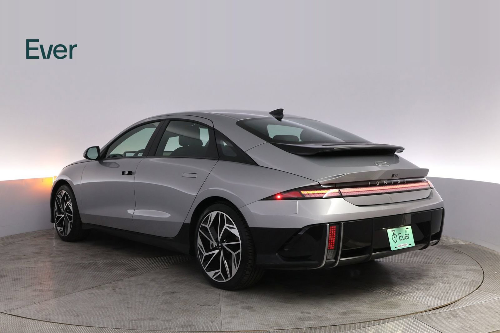 Used 2024 Hyundai Ioniq 6 SEL RWD image 17
