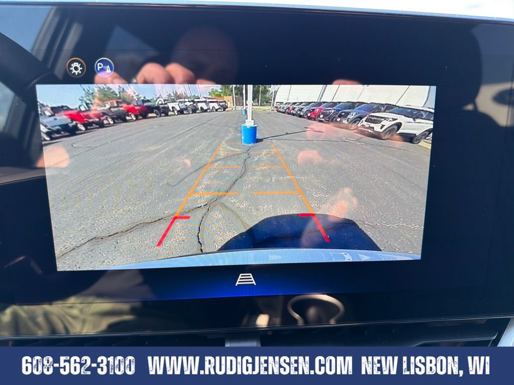 Used 2026 Chevrolet Equinox LT AWD/4WD image 20
