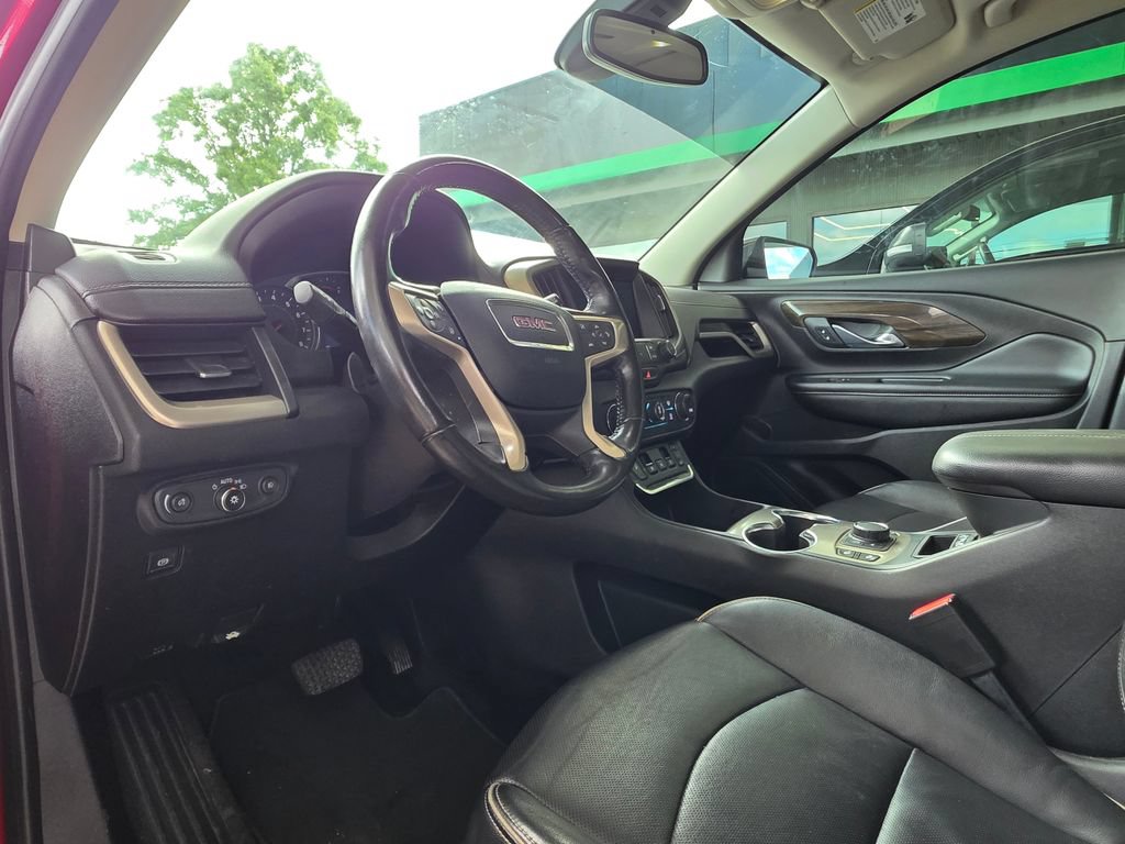 Used 2019 GMC Terrain Denali w/ Driver Alert Package II AWD/4WD image 13