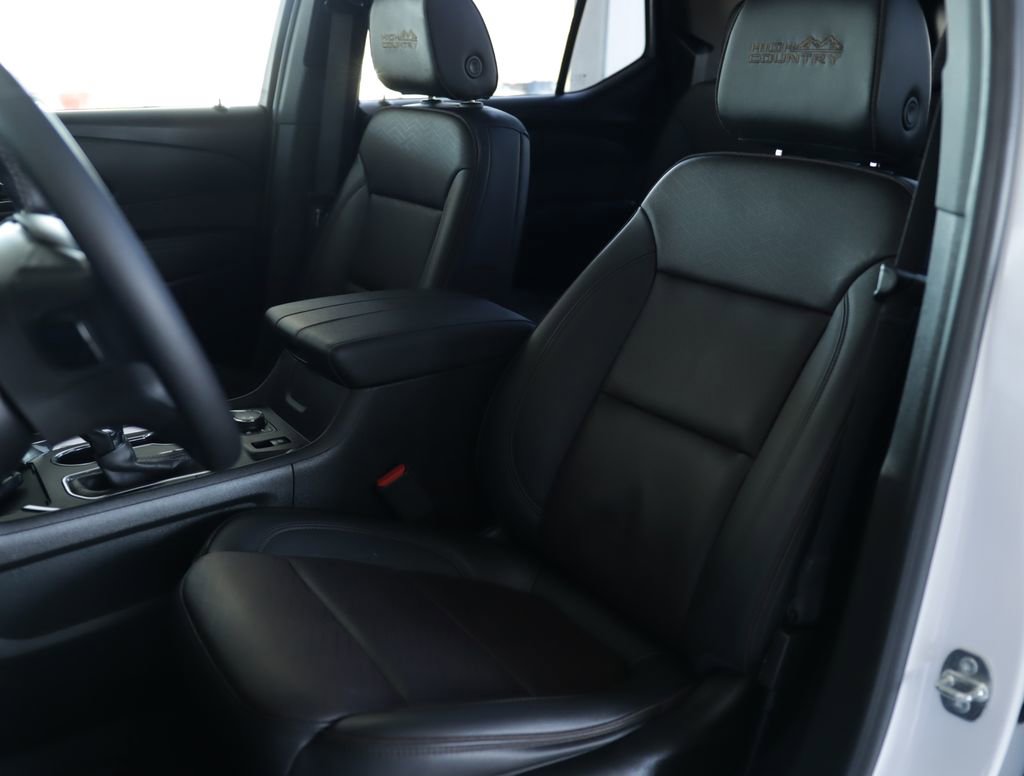 Certified 2023 Chevrolet Traverse High Country w/ LPO, Floor Liner Package image 23