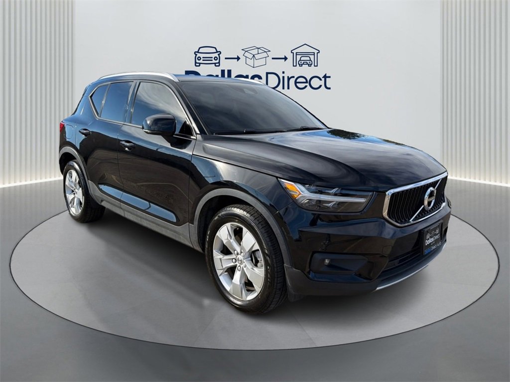 Used 2021 Volvo XC40 T5 Momentum