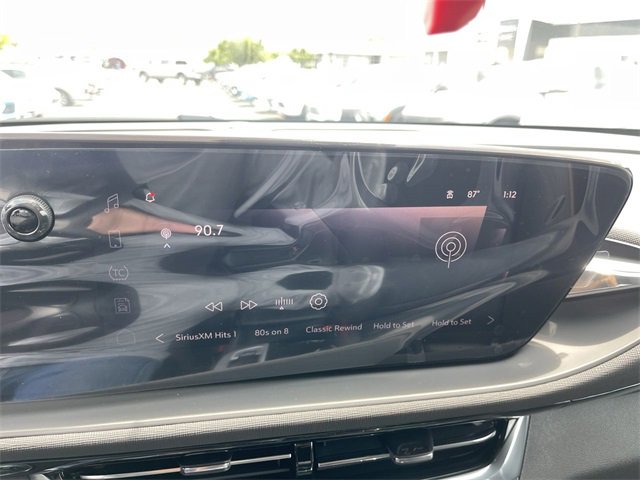 New 2025 Buick Envista Avenir image 16