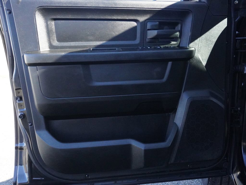 Used 2019 RAM 1500 Tradesman w/ Tradesman SXT Package image 17