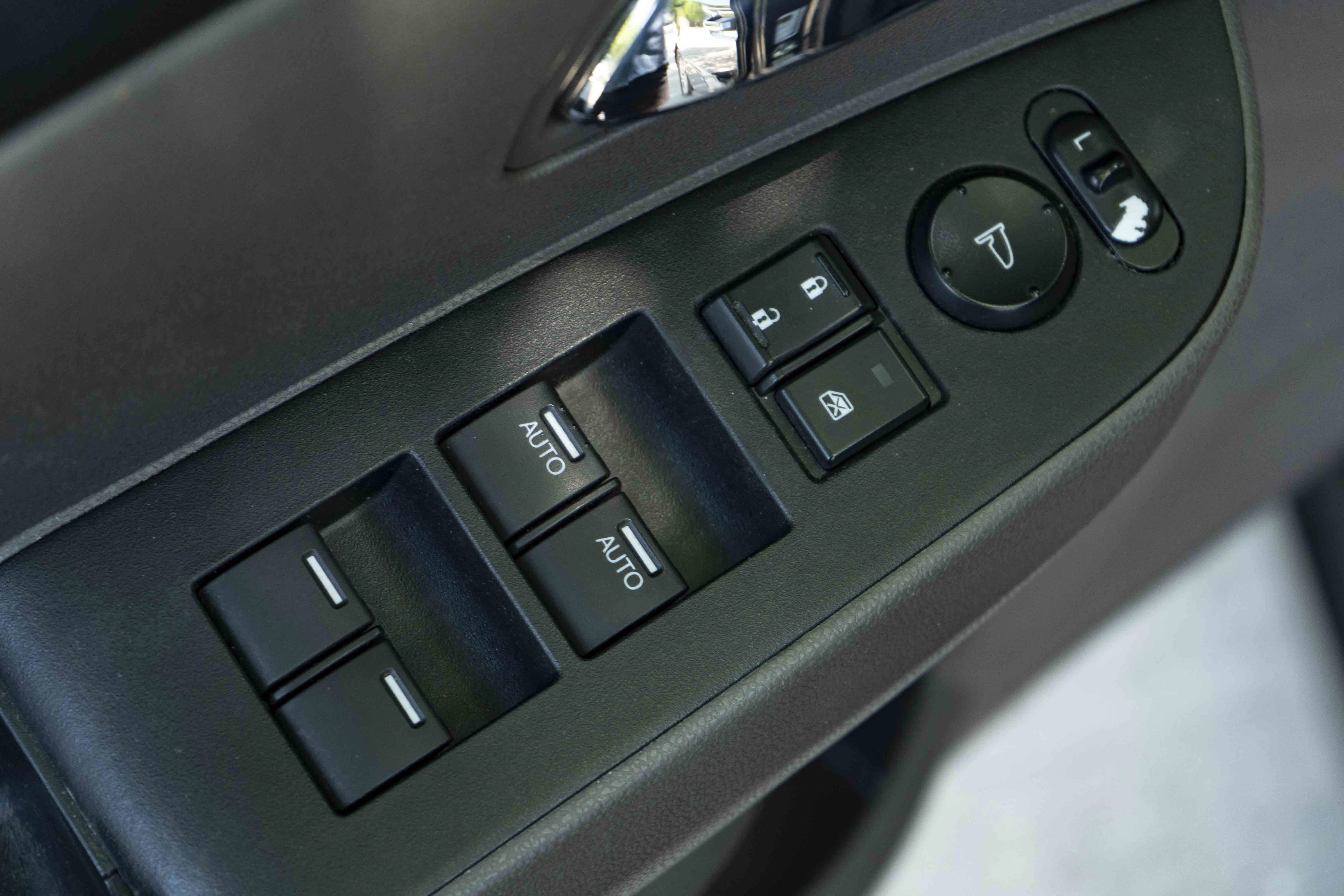 Used 2016 Honda Odyssey EX-L image 39