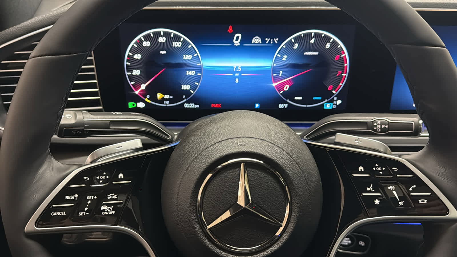 New 2026 Mercedes-Benz GLE 450 4MATIC Coupe image 19