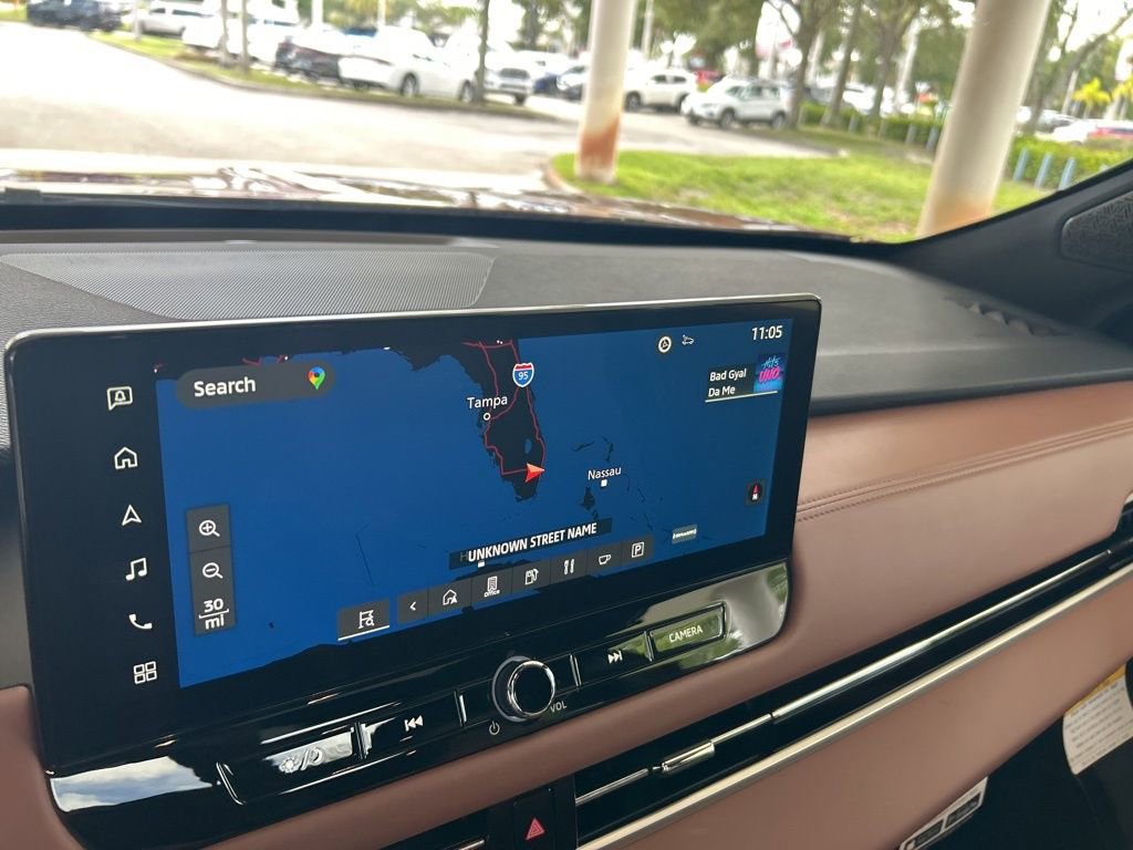 New 2025 Mitsubishi Outlander SEL image 11