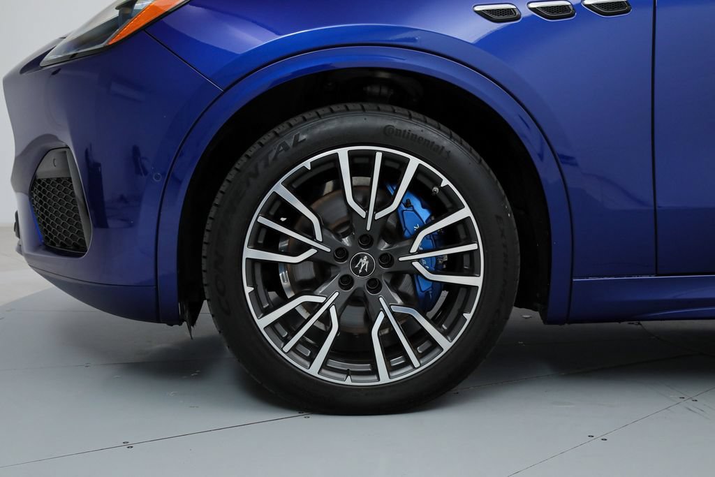 Certified 2023 Maserati Grecale GT AWD/4WD image 19