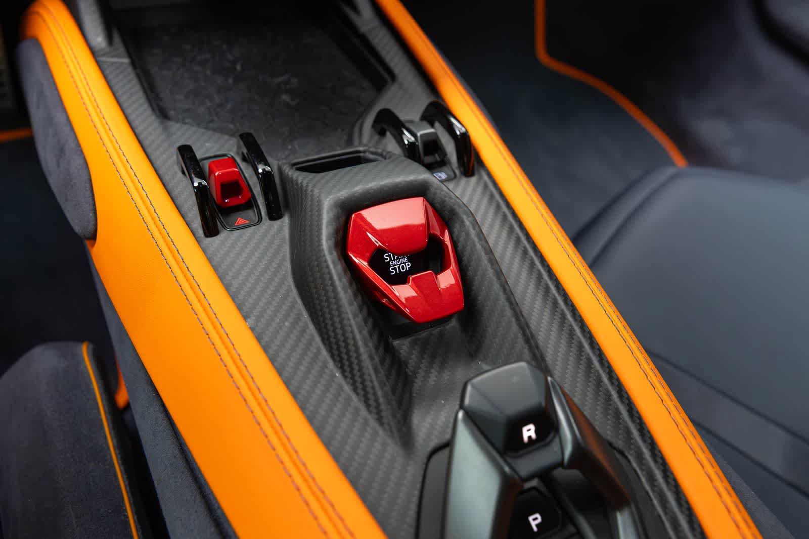 Used 2024 Lamborghini Revuelto AWD/4WD image 15