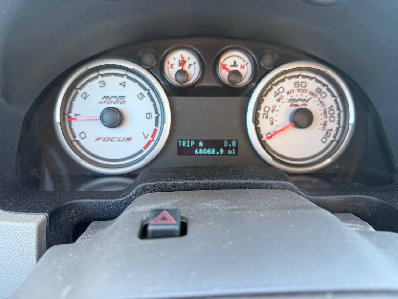 Used 2011 Ford Focus S FWD image 12