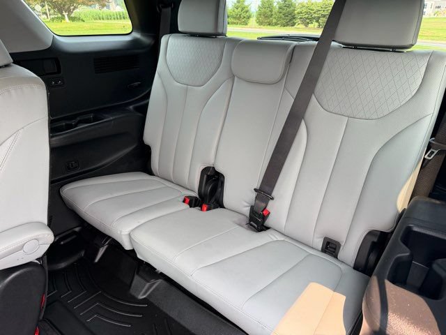 Used 2020 Hyundai Palisade SEL w/ Premium Package AWD/4WD image 21