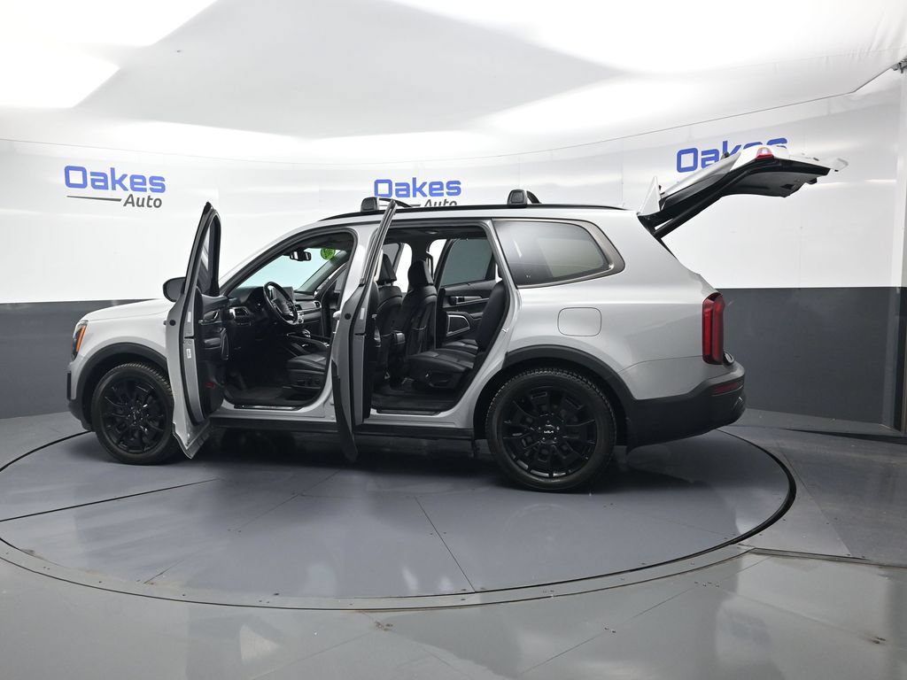 Certified 2022 Kia Telluride EX w/ EX Premium Package AWD/4WD image 59