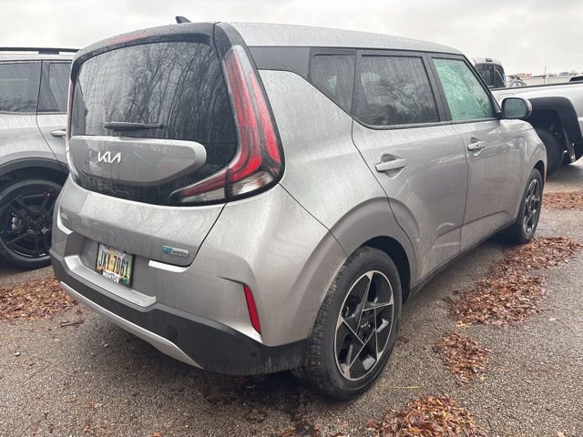 Certified 2023 Kia Soul EX image 4