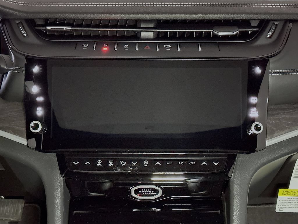 New 2026 Jeep Grand Cherokee Limited AWD/4WD image 9
