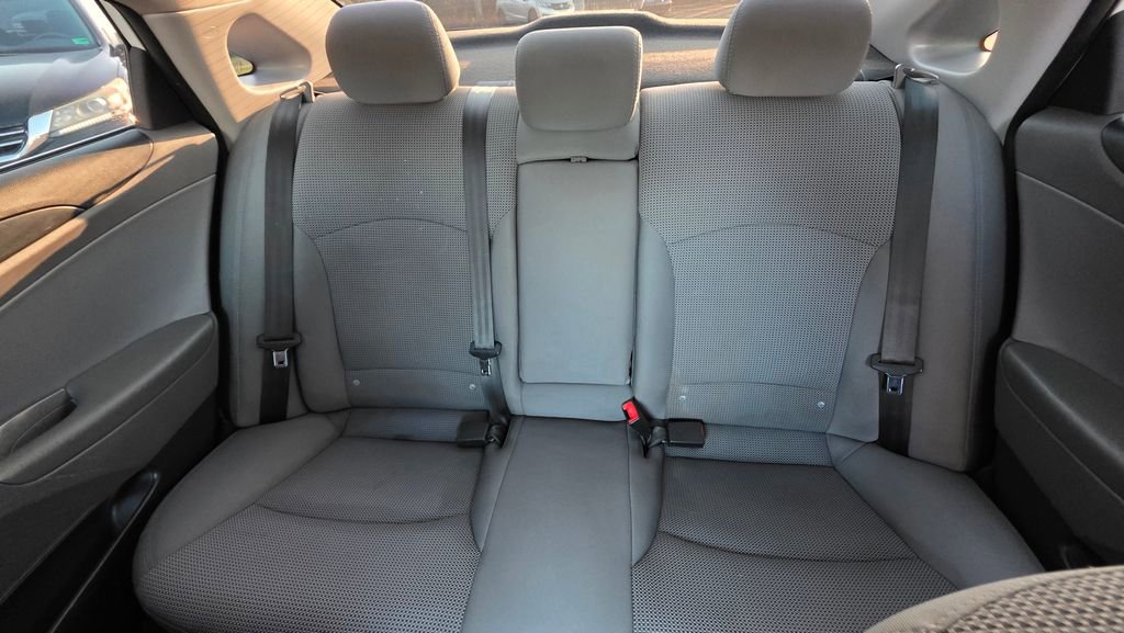 Used 2014 Hyundai Sonata GLS w/ Popular Equipment Group 2 image 17