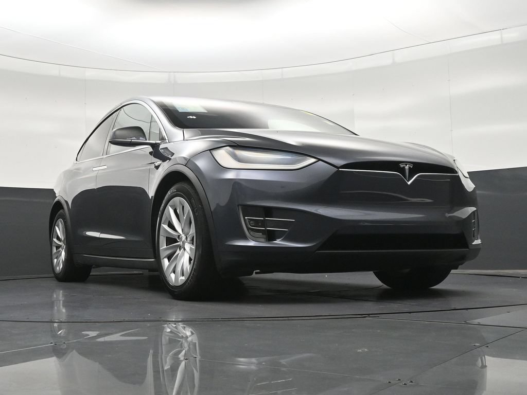 Used 2019 Tesla Model X AWD/4WD image 27