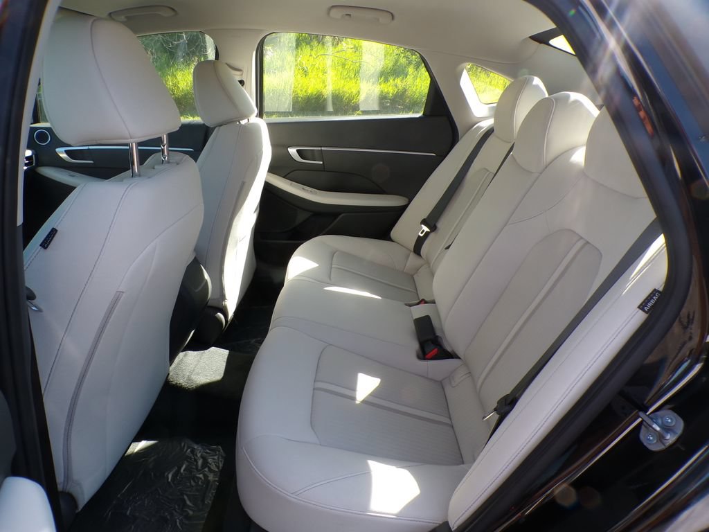 New 2026 Hyundai Sonata SE FWD image 16