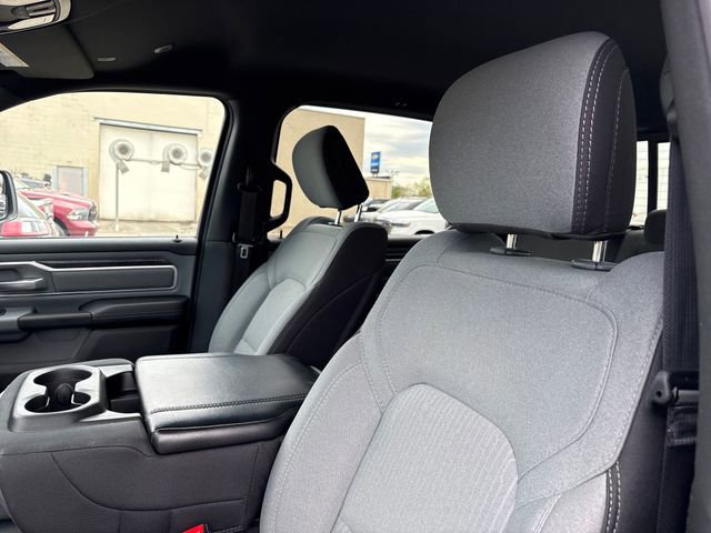 Used 2022 RAM 1500 Big Horn AWD/4WD image 9