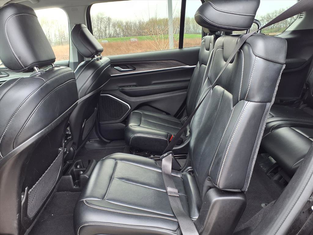 Used 2021 Jeep Grand Cherokee L Limited image 28