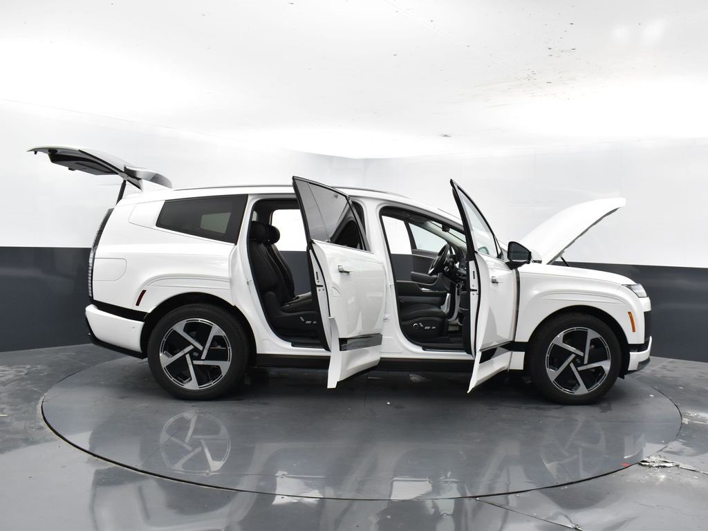 New 2026 Hyundai Ioniq 9 Calligraphy image 48