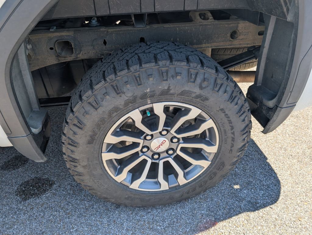 Used 2020 GMC Sierra 1500 AT4 w/ AT4 Premium Package AWD/4WD image 34