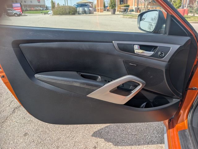 Used 2014 Hyundai Veloster Turbo image 9