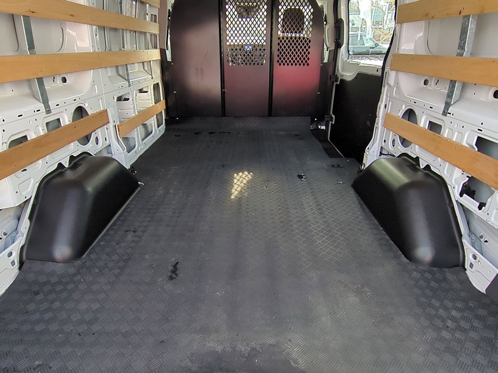 Used 2024 Ford Transit 250 Low Roof w/ Exterior Upgrade Package image 33