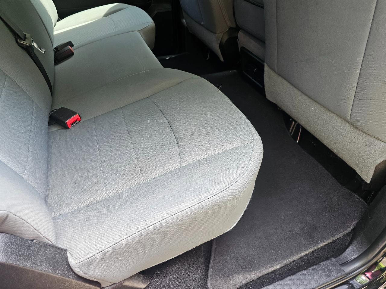 Used 2014 RAM 1500 Express w/ Black Ram 1500 Express Group AWD/4WD image 20