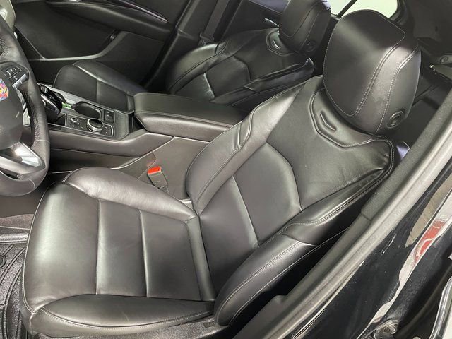 Used 2023 Cadillac XT4 Luxury w/ Driver Awareness Package image 12