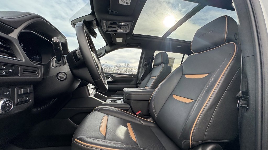 Used 2024 GMC Yukon AT4 w/ Max Trailering Package image 17