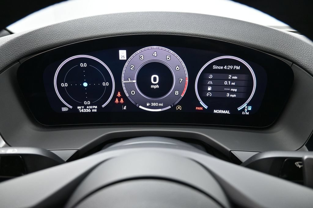 Certified 2025 Porsche Panamera RWD image 20