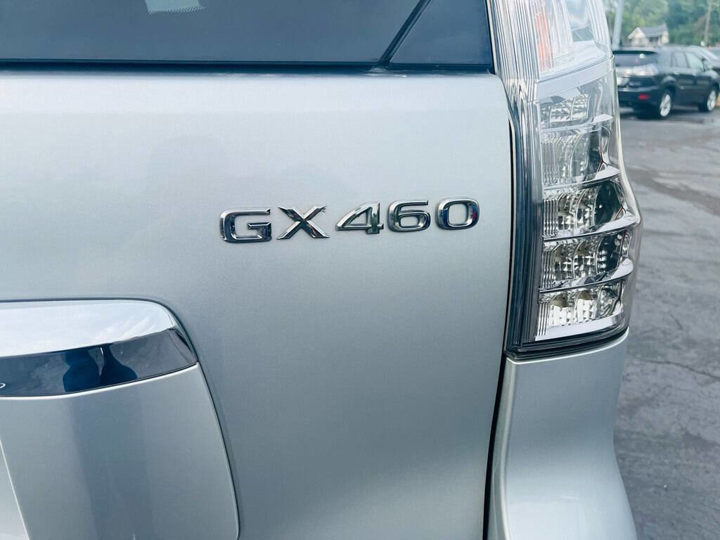 Used 2016 Lexus GX 460 image 21