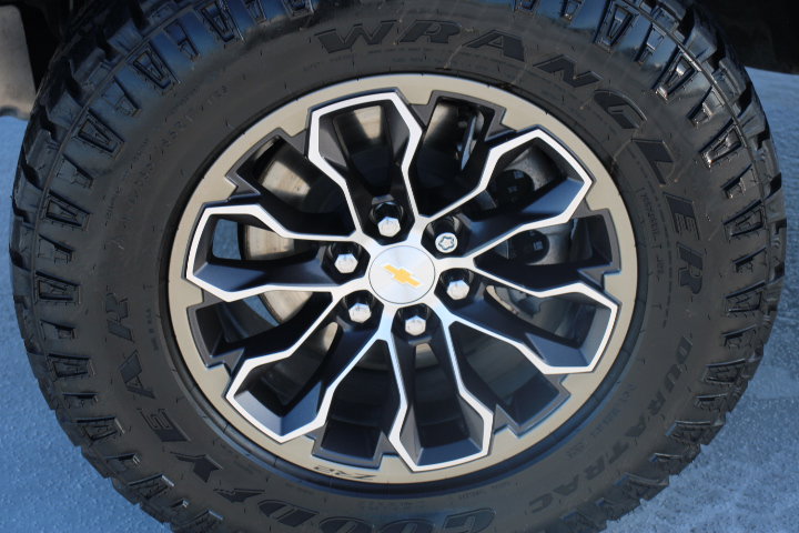 Used 2021 Chevrolet Colorado ZR2 image 10