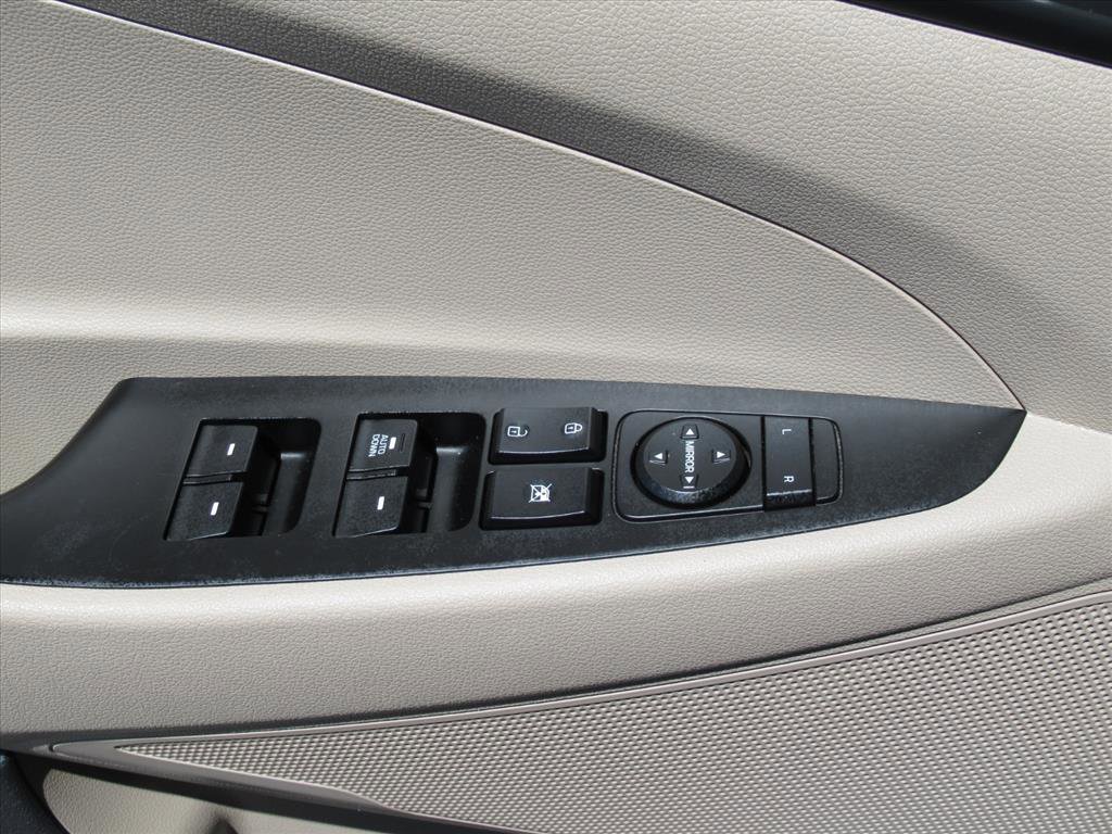 Used 2018 Hyundai Tucson SE w/ Cargo Package image 19