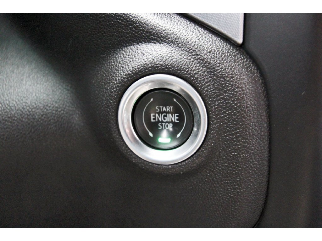 Used 2020 GMC Sierra 1500 SLT RWD image 24