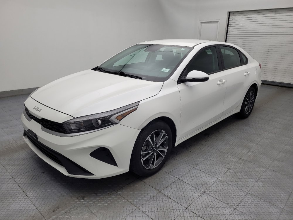 Used 2023 Kia Forte LXS w/ LXS Technology Package image 2