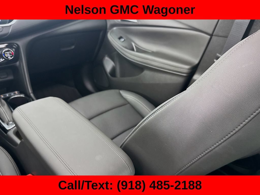 Used 2023 Buick Encore GX Essence w/ Advanced Technology Package FWD image 24