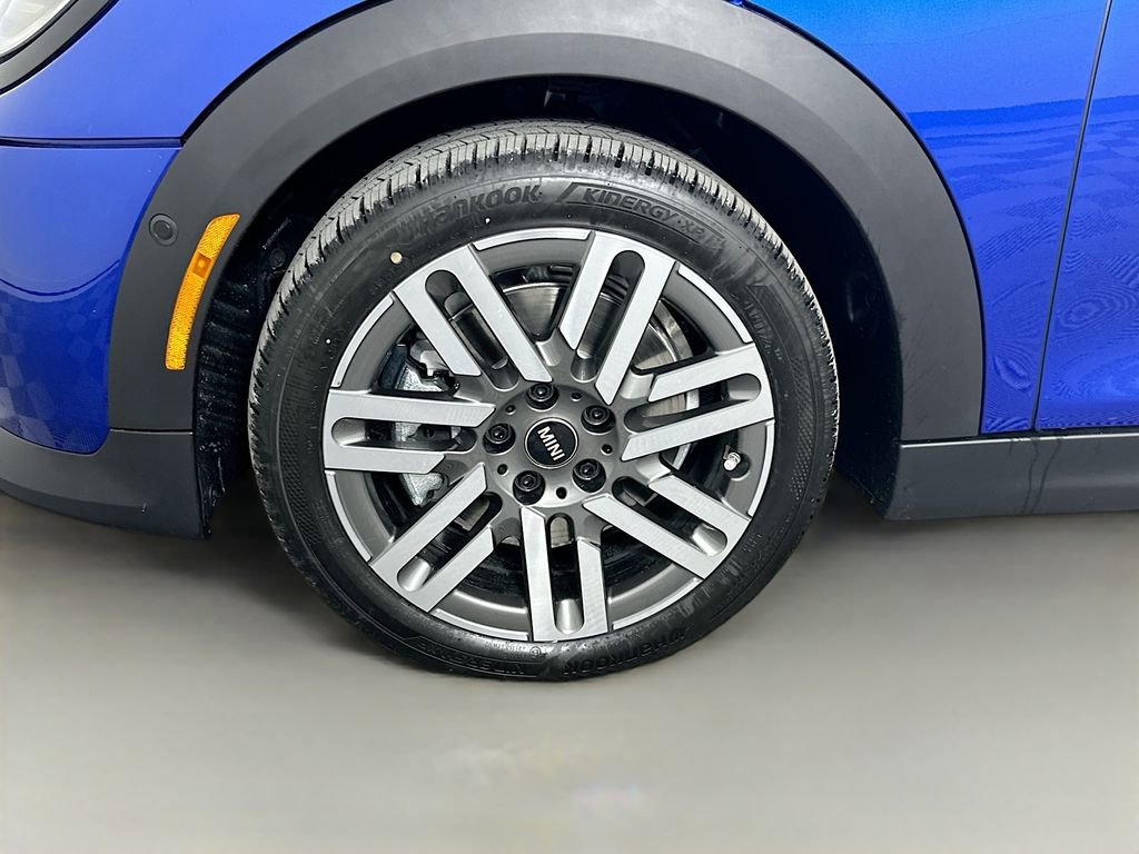 Certified 2025 MINI Cooper S image 22