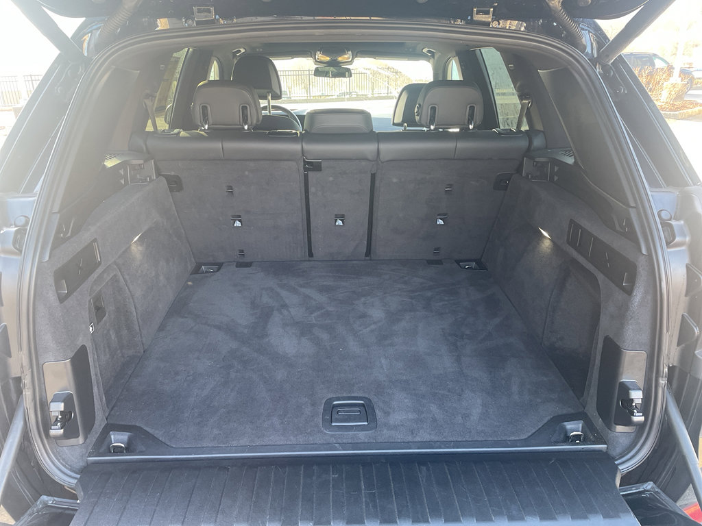 Used 2025 BMW X5 xDrive40i w/ Climate Comfort Package image 11
