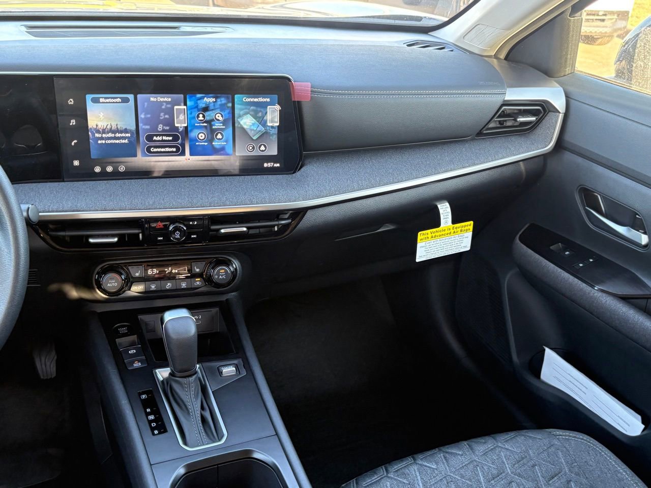 New 2026 Nissan Kicks SV w/ SV Premium Package FWD image 11